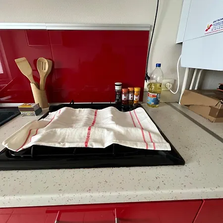Apartment La Vie En Rose - 8 People - Wi-fi - Parking Clermont-Ferrand